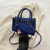 Bolsa de Mão da Moda Tendência 2026 Novo Estilo Coreano Padrão de Crocodilo Pequena Quadrada Simples Casual Ombro Transversal Retrô
