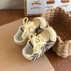 Zapatos para niñas, zapatillas de entrenamiento alemanas para niños, zapatillas Forrest Gump para niños primavera y otoño 2026, zapatos para bebé, nuevos zapatos casuales de malla para niñas