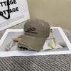Nueva gorra de béisbol de estilo europeo y americano con bordado de letras, desgastada, versátil, para mujer, a la moda, protectora del sol, estilo western