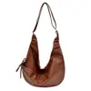 Bolsa de Couro com Cera Europeia e Americana Retro Transfronteiriça para Mulheres 2026 Verão Nova Bolsa de Ombro/Axila de Grande Capacidade para o Dia a Dia Nicho