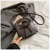 Shuai Mi Jia 2026 Verão Nova Bolsa de Ombro Fashion com Laço, Bolsa Transversal, Bolsa Pequena, Bolsa Feminina Elegante e Estilosa
