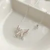 Pulseira Delicada Borboleta Gota de Óleo, Camadas de Zircônia da Moda e de Alto Padrão, Joia de Mão Versátil para o Dia a Dia, Nicho para Mulheres