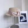 Sombrero de Lana con Lazo Entrelazado de Seda Simulada y Lino para Mujer, Elegante y Versátil Sombrero de Copa Plana en Invierno, Tendencia de Moda en Sombrero de Fieltro