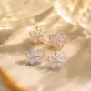 Venta Caliente Transfronteriza Moda Aretes de Flor de Circonia de Cinco Pétalos Temperamento Pequeños Exquisitos Arete Conjunto de Aretes de Moda para Mujeres