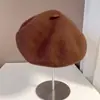 Uso bidirecional faz o rosto parecer menor chapéu boina de lã para mulheres outono e inverno estilo japonês tamanho grande chapéu de pintor de nuvens moderno chapéu de abóbora quente