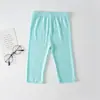 Leggings femininas de verão finas para bebê em modal, calças cropped infantis justas e elásticas, calças infantis de comprimento médio, aprovação de fábrica