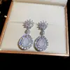 Pendientes de Plata con Tachuelas, Lazo de Diamantes y Borla de Perlas, Pendientes Súper Brillantes, Lujosos y Exquisitos con un Toque Único y de Alta Gama