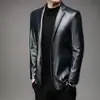 Nueva chaqueta de cuero para hombre de otoño e invierno, chaqueta de traje de cuero de un solo pecho de dos botones, forro polar, engrosada, estilo business casual