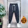 Pantalones Casuales de Pana de Moda Versátiles con Forro de Felpa para Otoño e Invierno para Hombre, Corte Holgado, Joggers de Pana Rayados Estampados de Moda