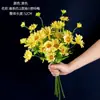 Artesanías Flores Artificiales de Crisantemo Silvestre Multicabeza Transfronterizas Estilo Ins Fabricante de Flores Artificiales Decoración del Hogar Boda Venta al por Mayor Suministros de Boda