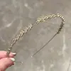 Diadema Fina de Aleación Negra con Corona Alta, Exquisita Diadema de Pedrería, Accesorio Versátil para el Cabello de Pedrería Retorcida, Nuevo Modelo 2026