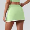 Saia curta de yoga anti-exposição de verão para mulheres, secagem rápida, respirável, cintura alta, saia-calça esportiva com blocos de cor para tênis, corrida e fitness