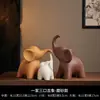 Piezas decorativas de estilo vintage, familia creativa de tres elefantes, mueble de TV, mueble de vino, vitrina, nicho, decoraciones cerámicas para el hogar