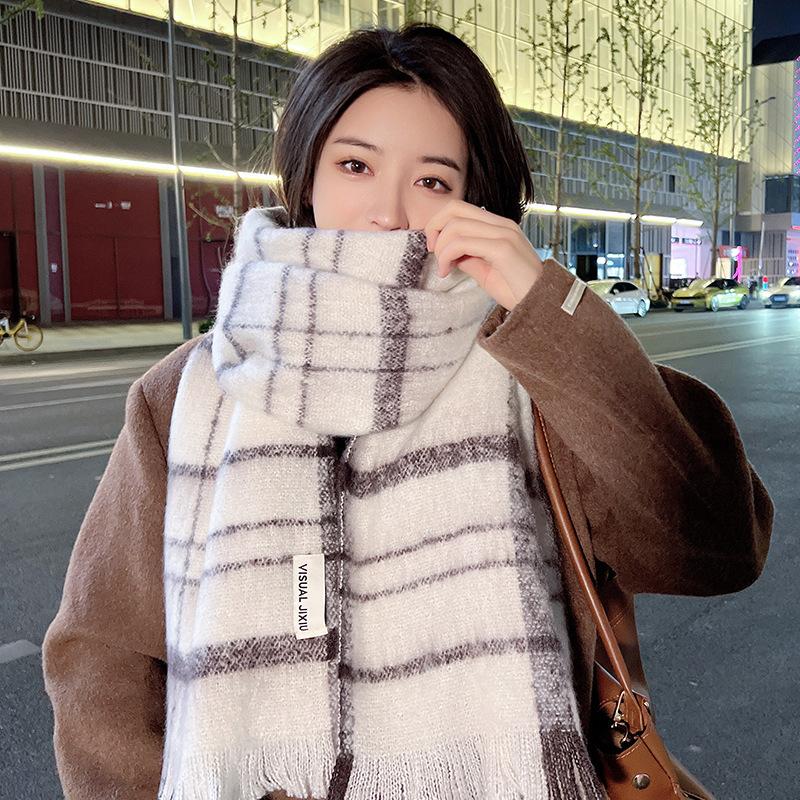 条纹白咖格
