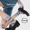 Meias Outono e Inverno Femininas Estilo College Bloco de Cores Meia de Cano Médio Versátil Respirável Confortável ins Meias Sem Costura Tendência Casuais