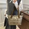 Bolso de mano de gran capacidad para relajación, bolso de algodón de moda para otoño e invierno, bolso de hombro artístico coreano 2024.