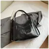 Nova Bolsa Tote Grande Capacidade para o Trabalho Outono e Inverno 2025 para Mulheres, Bolsa de Ombro com Aparência Sofisticada e Versátil, Mochila Fashion e Simples