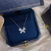 Collar de Mariposa de Circonita Flash Joyería para Mujer Lujo Ligero Nicho Colgante de Alta Gama Exquisito para el Trabajo Cadena de Clavícula Elegante de Moda