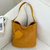 Bolsa de Palha Grande Capacidade Feminina 2026 Nova Casual Simples Ombro Transversal Versátil para o Dia a Dia Bolsa Saco