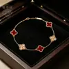 Pulsera de Agata Roja Natural de Mini Trébol de Cuatro Hojas y Cinco Flores para Mujer, Joyería de Moda de Lujo Ligero de Alta Gama con Nácar Blanco