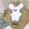 Pendente Divertido Fantasma Branco Pequeno para Mochila Boneca Fofa Pelúcia Olhos de Ervilha Urso Doente Peido Pingente de Joia para Bolsa