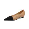 Versão em Pele de Ovelha~Sapatos Slip-On Elegantes com Patchwork Estilo Chanel, Bico Fino, Salto Baixo, Sapatos Femininos Slip-On para o Dia a Dia em Couro Genuíno
