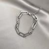 Collar de acero de titanio con cadena gruesa para mujer, estilo hip hop, cadena de suéter corta y sencilla, estilo frío, cadena de clavícula simple que no se desvanece.