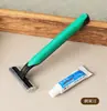 Set de cepillo de dientes desechable con pajilla para hotel, Peine de pajilla para casas de huéspedes, Set de artículos de tocador en bolsa cuadrada de película suave