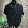 Camiseta Masculina 2025 Nova Manga Curta com Strass Moda Versátil Tendência Marca de Luxo Leve Masculino Meia Manga Gola Redonda Top