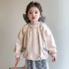 Jaqueta corta-vento estilo urso para meninas, estilo primavera e outono, moda infantil para meninas pequenas, top de bebê estiloso, moderno