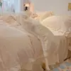 Estilo Renda Estilo Princesa Esculpido Leite Fleece Conjunto de Quatro Peças Totalmente Fosco Espessado Quente Adicionado Capa de Edredom Fleece Estilo Creme Lençol de Cama