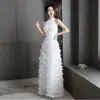Vestido Branco de Festa com Franjas e Penas, Elegante de Alta Qualidade para Cerimônia Banquete Adulto, Diário Host Decote Halter Estilo Longo para Mulheres