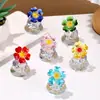 Adorno artesanal de cristal con forma de flor de cinco pétalos para decoración de sala de estar, escritorio y coche, regalo de graduación y cumpleaños al por mayor desde la fábrica de origen