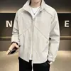 Stock de fábrica: Chaqueta elegante para hombre de primavera/otoño, marca trendy ins de alta calle, estilo Hong Kong, estilo japonés, estilo Harajuku, estilo coreano, corte holgado