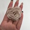 Flor Camélia Estilo Coreano Borda Queimada 5cm Acessórios DIY Acessórios de Cabelo para Meninas Enfeite de Cabeça Flor de Tecido Gaze de Neve Camélia Pequena de Capoc