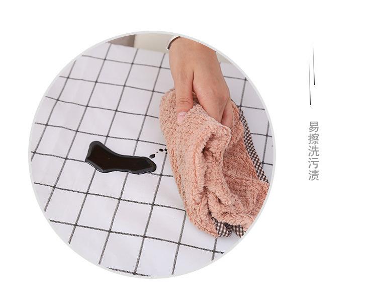 10719535219_1932848275