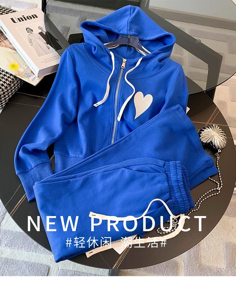 跨境淘货源分销2023秋冬季新款街头潮流减龄小个子爆款欧货网红款运动套装休闲运动气质休闲时尚流行新款秋装秋装女装时尚套装套装女装秋季套装女套装女女士运动服女装两件套套装卫衣套装休闲套装秋季套装女装时尚套装盐系休闲套装女装2023百搭设计感小众洋气欧货阿里国际站跨境采购Cross-border, shopping source, foreign trade, export, distribution 2023 fall, winter, new, street trend, explosive, European goods, network red, sportswear, leisure sports, temperament leisure, fashion popular, new autumn wear, autumn women's wear, fashion suit, women's wear, women's wear, women's wear, women's sportswear, women's two-piece, hoodie suit, casual suit, autumn suit, women's wear, Fashion suit salt department, casual suit women's dress, Ali International Station, cross-border procurement