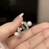 Pendientes de Perlas y Lazos Nudo Estilo Nuevo Lujo Ligero Moda para Viajar Grandes y Pequeños Pendientes Huecos Dulces Frescos Artísticos para Mujer