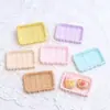 Nuevo Plato de Galletas de Dibujos Animados Juguete de Comida Accesorios para Joyería Hechos a Mano DIY Accesorios Pequeños de Resina de Pegamento de Crema Material al por Mayor