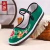 Zapatos de lona con suela de goma para mujer, zapatos de tela del viejo Pekín para mujer, zapatos bordados para mujer, de una tira, antideslizantes, zapatos de abuela, zapatos para madre, zapatos de baile