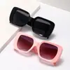 Gafas de sol de moda versátiles de verano 2024, gafas de sol europeas y americanas con protección solar avanzada, resistentes a los rayos UV, gafas de sol de pierna ancha
