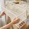 Cesta colgante de mesita de noche para dormitorio, cesta de almacenamiento de mesita de noche para estudiantes, cesta de almacenamiento de pared sin taladro, estante de pared para residencias universitarias