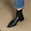 First Encounter Temporada 2026 Novas Botas de Cano Curto Estilo Francês Outono/Inverno para Mulheres, Bico Fino, Salto Grosso, Botas Martin, Botas Slim Elásticas Retrô