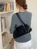 Bolso de axila único y sofisticado para mujer, bolso tipo bowling simple nuevo, bolso de hombro versátil, bolso tipo almohada, versátil