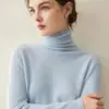 26 nuevos modelos de suéteres de cachemir 100% puro de prêt-à-porter de primera línea para mujer, camiseta base de punto de cuello alto, suéter de invierno