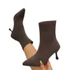Botas de Moda de Punto Volador Transfronterizas con Tacón Alto para Mujer, Estilo Europeo y Americano, Nuevo Modelo Otoño 2025, Tacón Fino, Talla Grande, Punta Fina, Botas Tipo Calcetín Elásticas sin Cierre