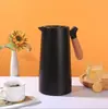 Termo de estilo europeo termo termo tetera simple moda cafetera mango de madera termo al por mayor logo privado