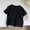 Camiseta Branca de Algodão Escovado com Gola Redonda e Manga Curta para Mulheres, Coleção Primavera, Caimento Solto, Esconde o Formato do Corpo, Emagrecimento, Camiseta Básica para Usar por Baixo, Estilo Solto