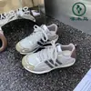 2026 Primavera/Outono Novo Retro Super Quente Malha Respirável Feminino Treinamento de Virtude Sapatos Casuais Versáteis Solado Macio Esportes Sapatos Únicos