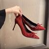 Sapatos de Salto Alto Baixos em Couro Verniz Nude, Novo Estilo Outono 2025, Laço, Salto Agulha, Bico Fino, Sapatos de Salto Alto Sexy e Elegantes